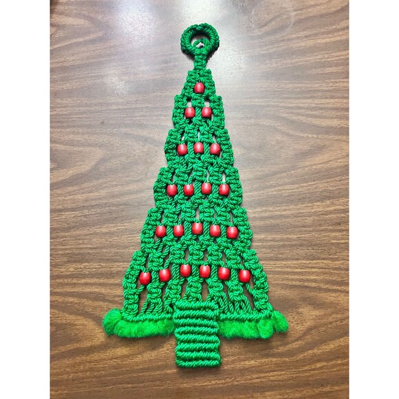 Macrame Handmade Christmas Tree Wall Hanging Large Green Red Wood Beads - Picture 5 of 7